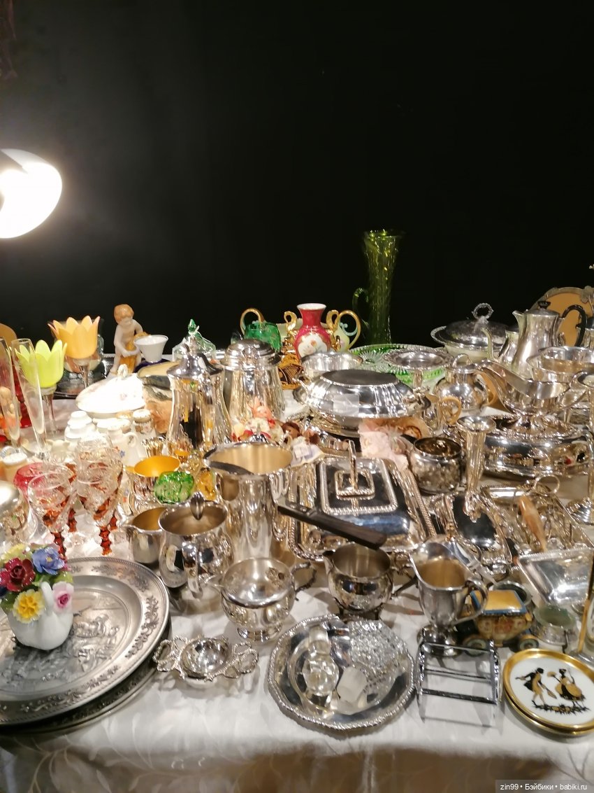 Антикварный маркет Блошинка в центре Москвы сегодня