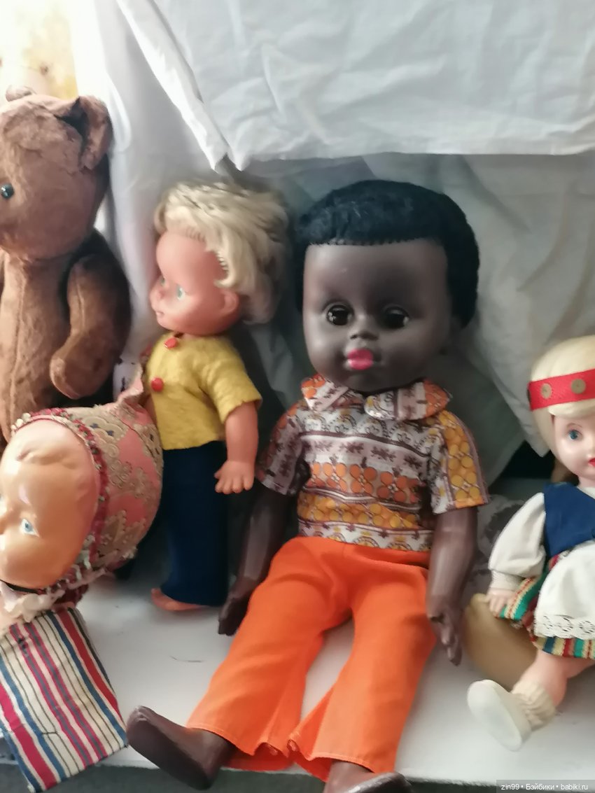 Антикварный маркет Блошинка в центре Москвы сегодня