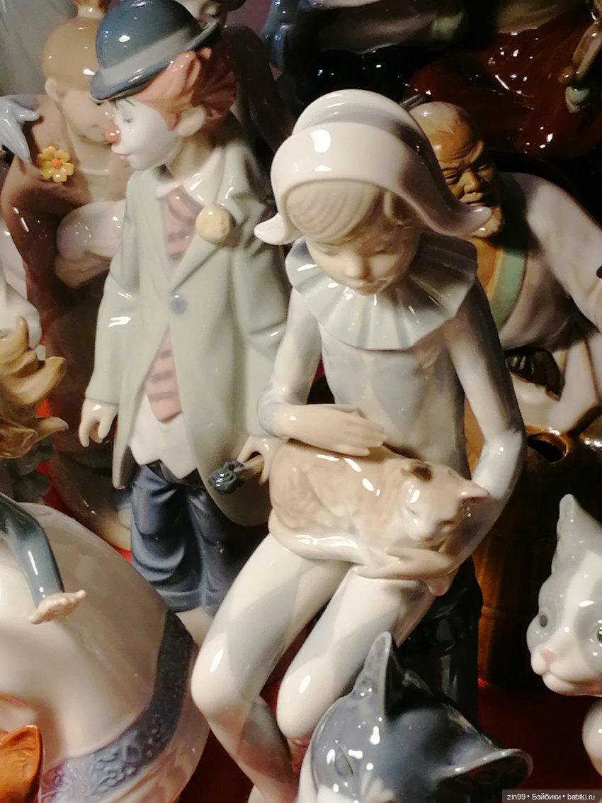 Антикварный маркет Блошинка в центре Москвы сегодня