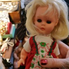 Антикварный маркет Блошинка в центре Москвы сегодня