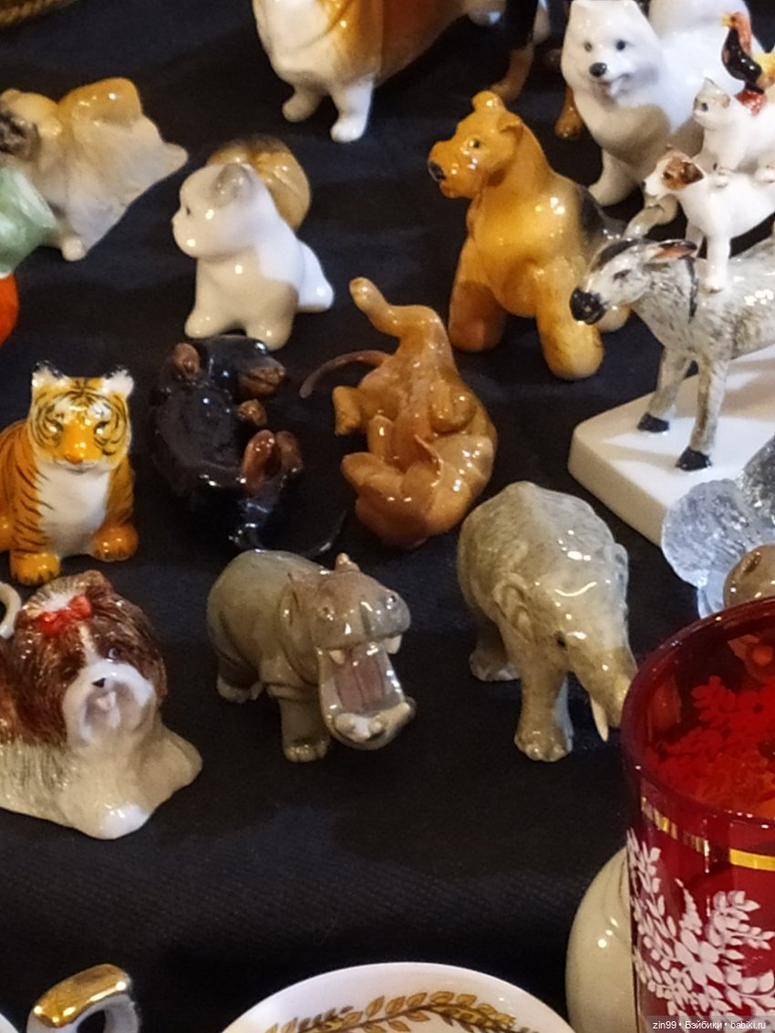 Музей Москвы, выставка продажа Мосвинтаж. Москва, Зубовский бульвар д.2