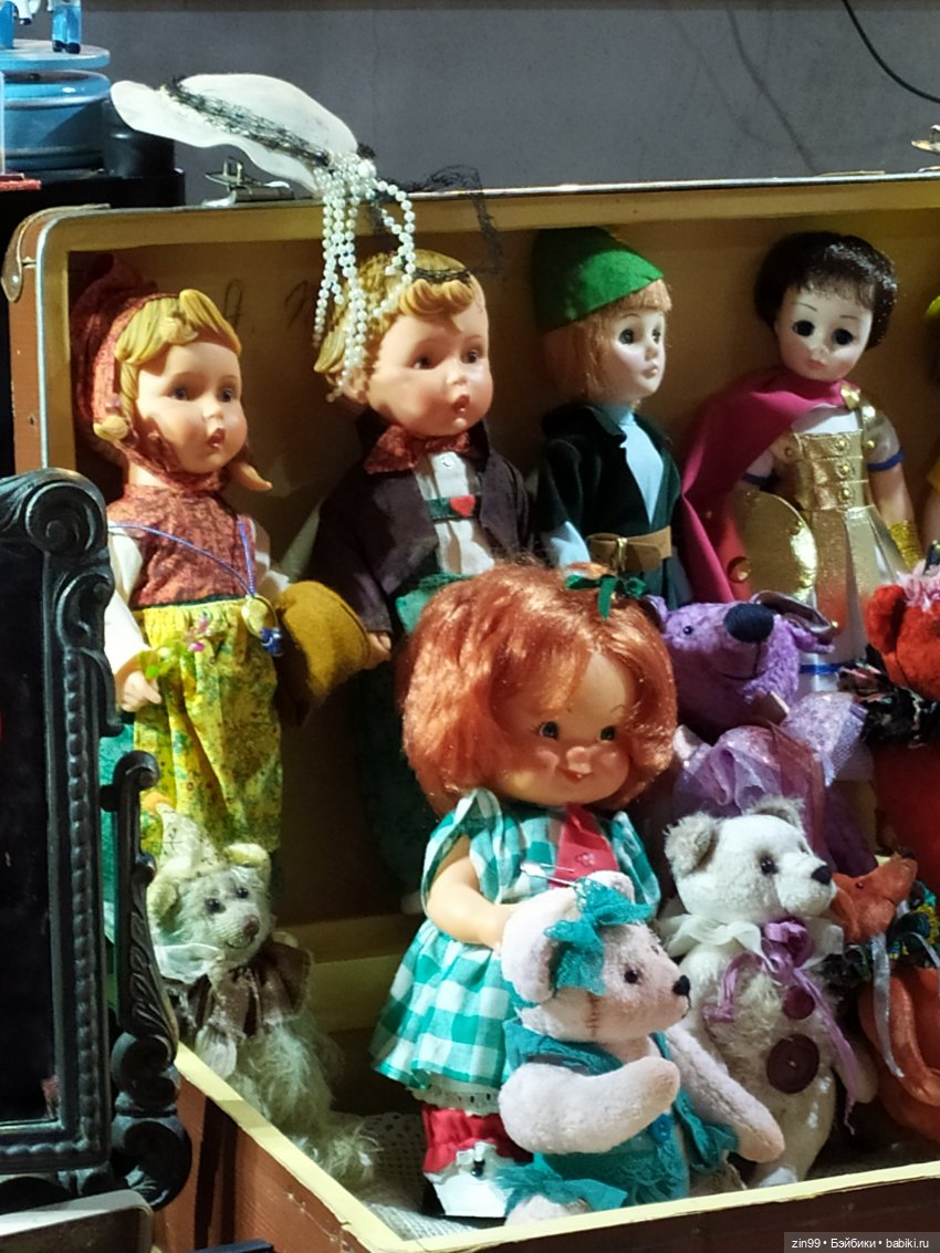 Музей Москвы, выставка продажа Мосвинтаж. Москва, Зубовский бульвар д.2