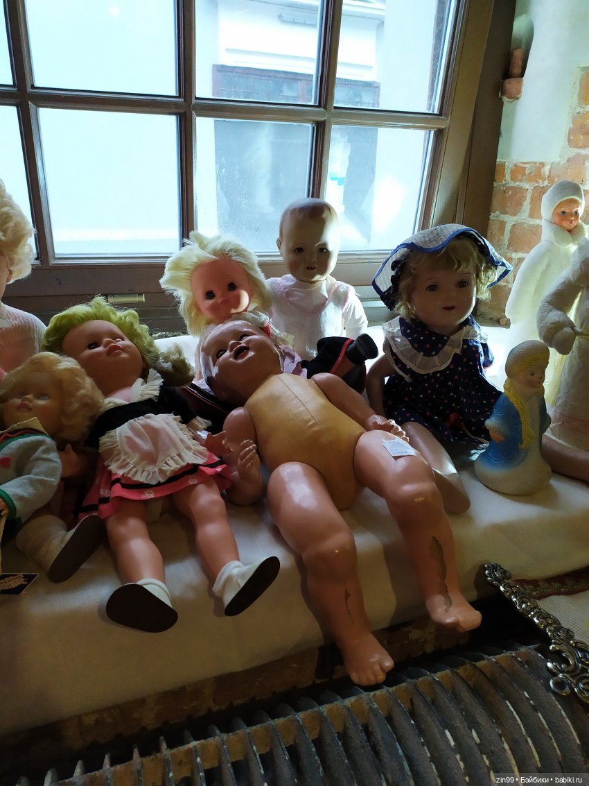 Музей Москвы, выставка продажа Мосвинтаж. Москва, Зубовский бульвар д.2