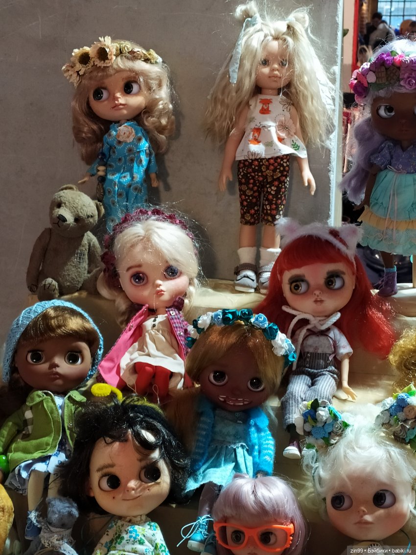 Музей Москвы, выставка продажа Мосвинтаж. Москва, Зубовский бульвар д.2