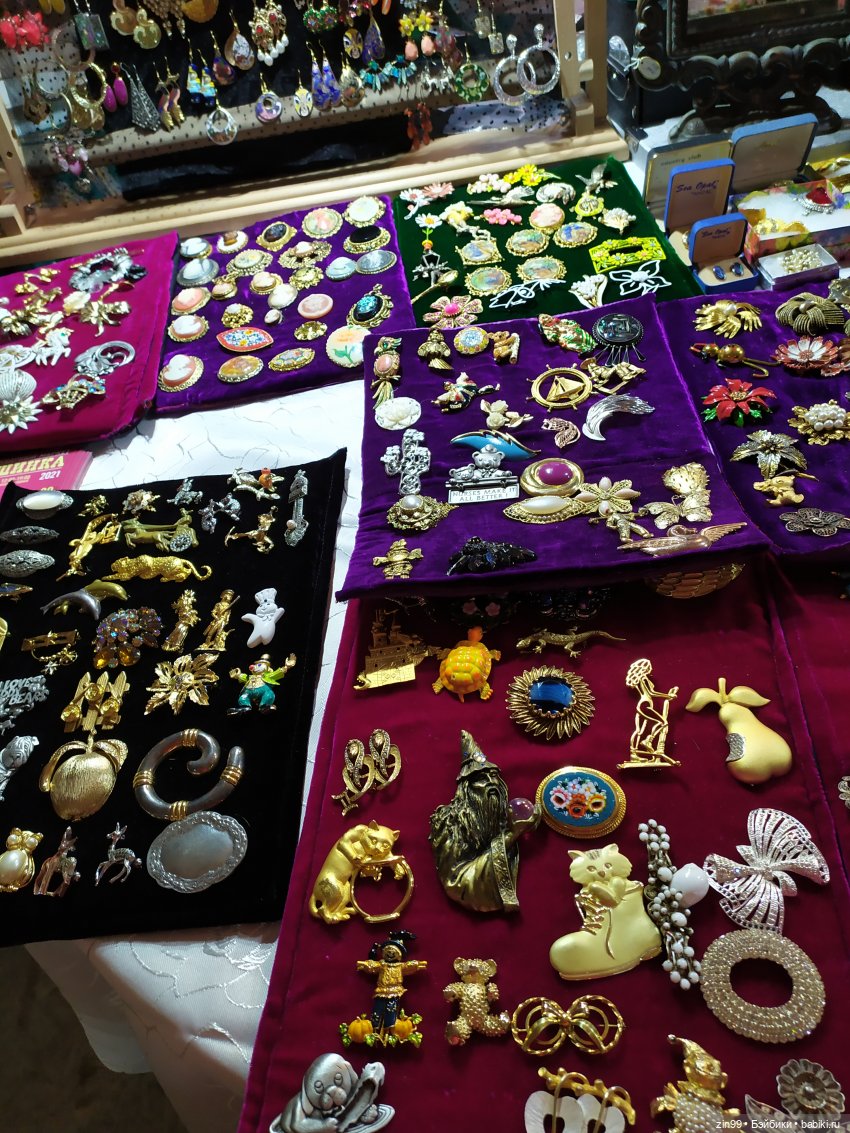 Музей Москвы, выставка продажа Мосвинтаж. Москва, Зубовский бульвар д.2