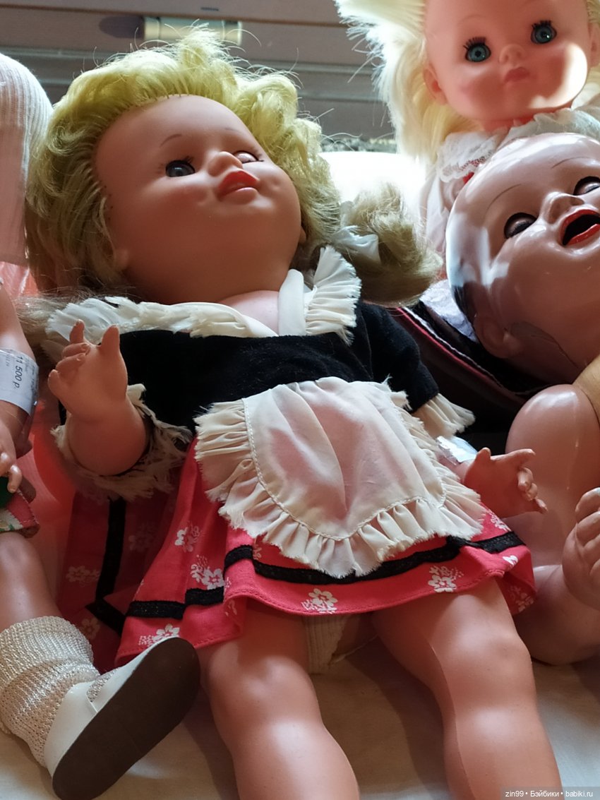 Музей Москвы, выставка продажа Мосвинтаж. Москва, Зубовский бульвар д.2