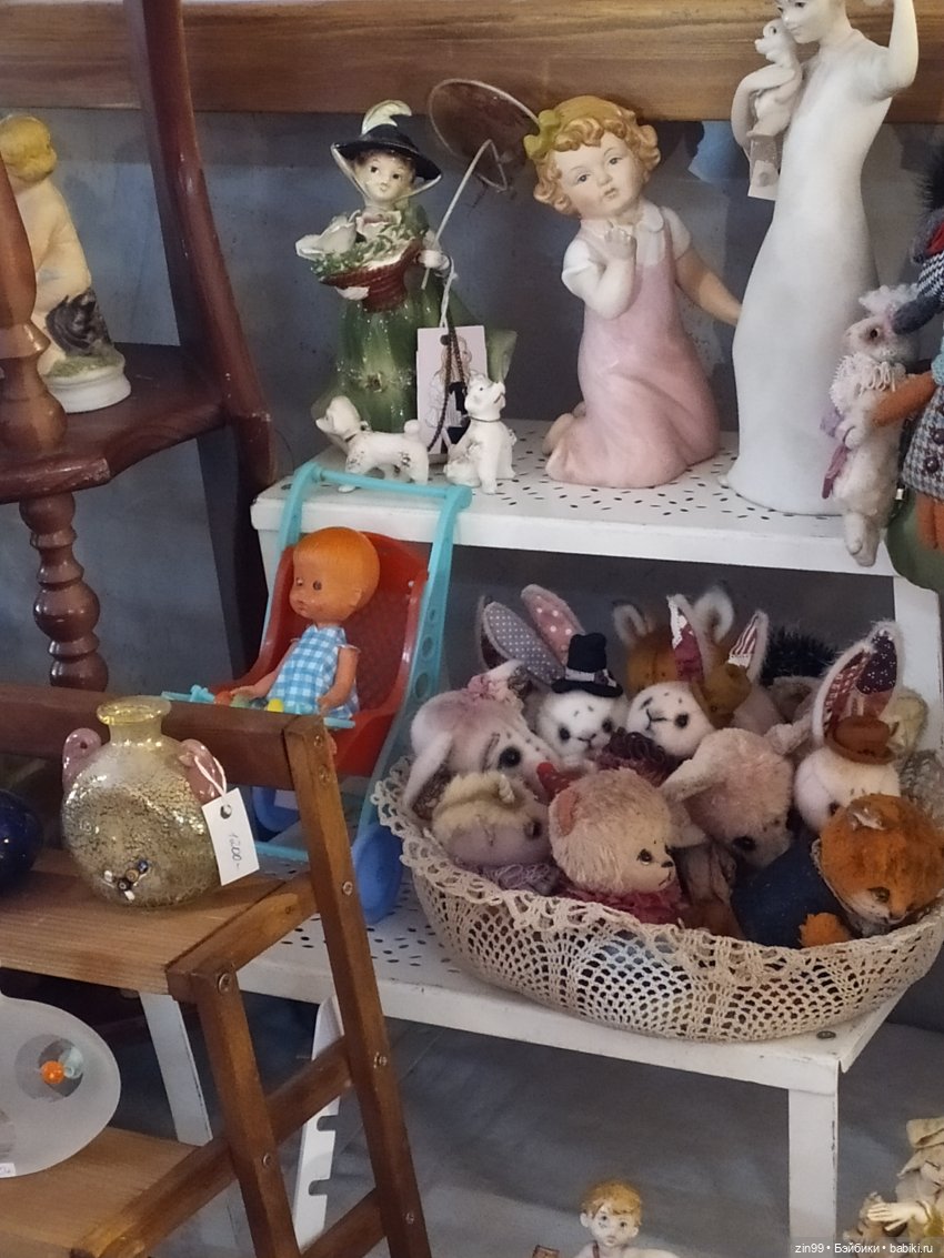 Музей Москвы, выставка продажа Мосвинтаж. Москва, Зубовский бульвар д.2