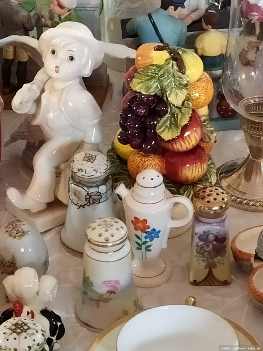 Музей Москвы, выставка продажа Мосвинтаж. Москва, Зубовский бульвар д.2