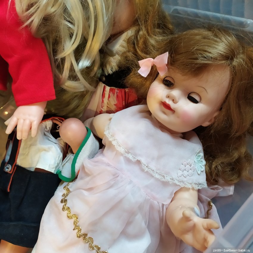 Музей Москвы, выставка продажа Мосвинтаж. Москва, Зубовский бульвар д.2