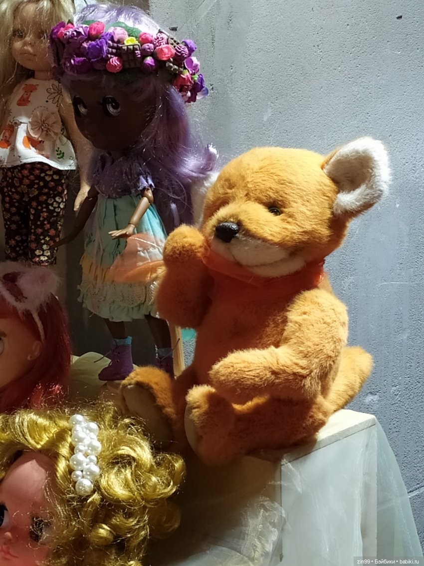 Музей Москвы, выставка продажа Мосвинтаж. Москва, Зубовский бульвар д.2