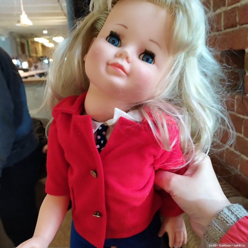 Музей Москвы, выставка продажа Мосвинтаж. Москва, Зубовский бульвар д.2