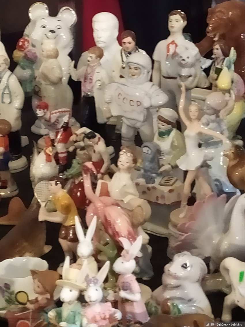 Музей Москвы, выставка продажа Мосвинтаж. Москва, Зубовский бульвар д.2