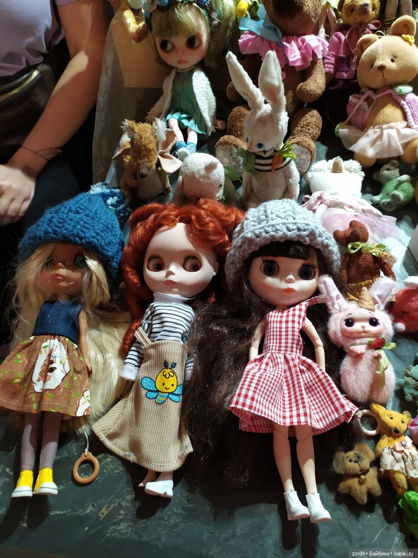 Музей Москвы, выставка продажа Мосвинтаж. Москва, Зубовский бульвар д.2