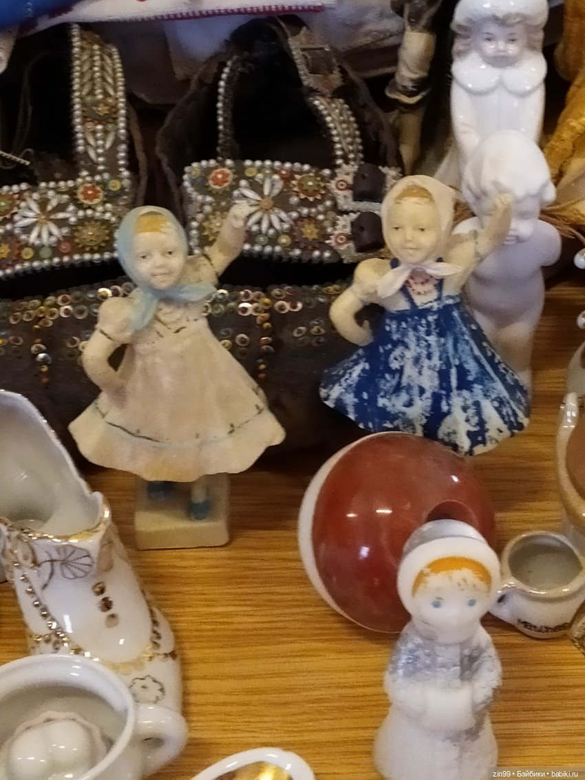 Музей Москвы, выставка продажа Мосвинтаж. Москва, Зубовский бульвар д.2