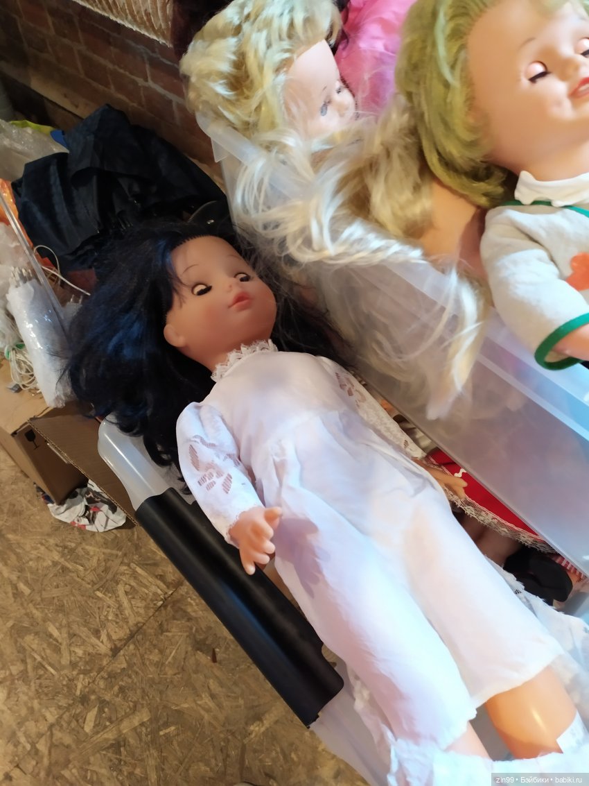 Музей Москвы, выставка продажа Мосвинтаж. Москва, Зубовский бульвар д.2