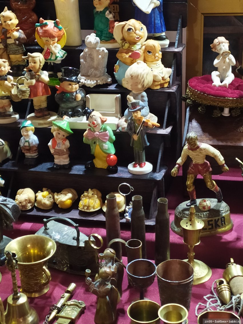 Музей Москвы, выставка продажа Мосвинтаж. Москва, Зубовский бульвар д.2