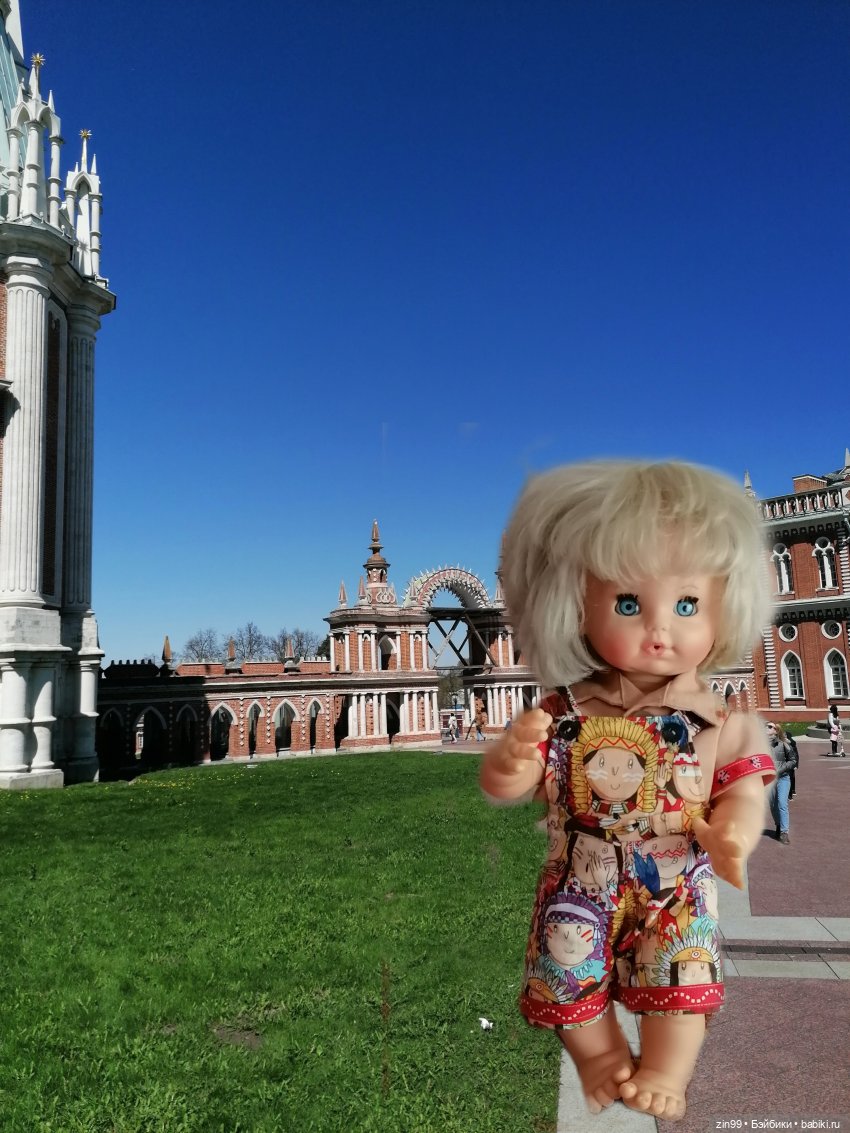 Царицыно, музей заповедник Царицыно с куклой Черепашкой