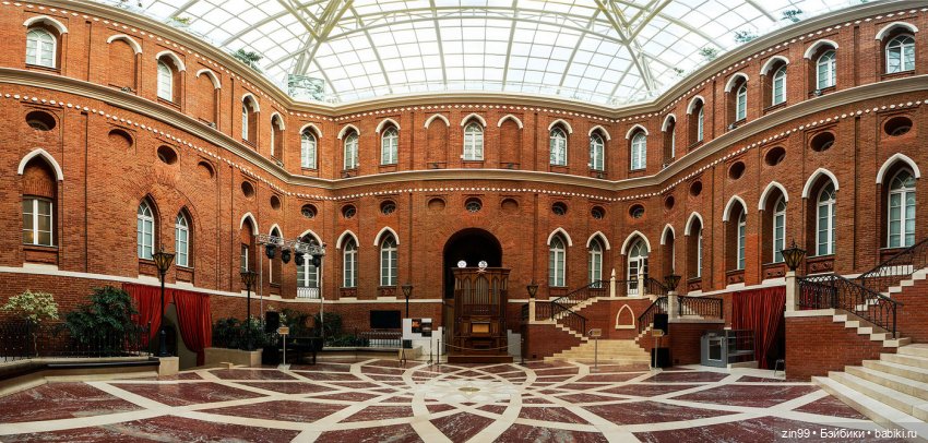 Царицыно, музей заповедник Царицыно с куклой Черепашкой