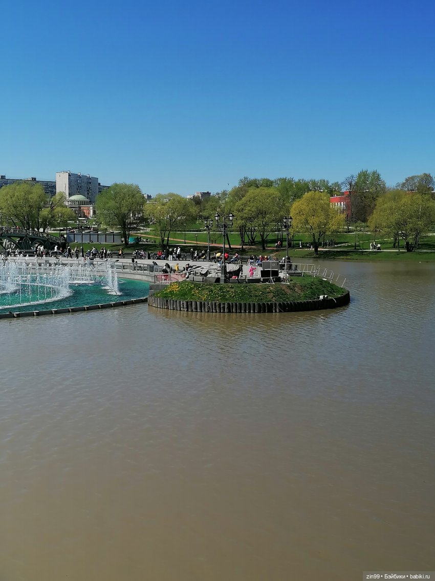 Царицыно, музей заповедник Царицыно с куклой Черепашкой