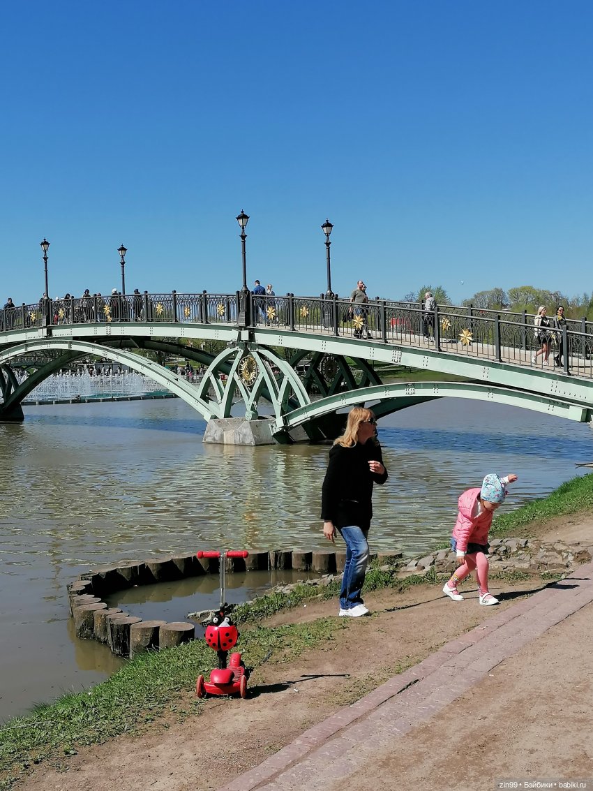 Царицыно, музей заповедник Царицыно с куклой Черепашкой