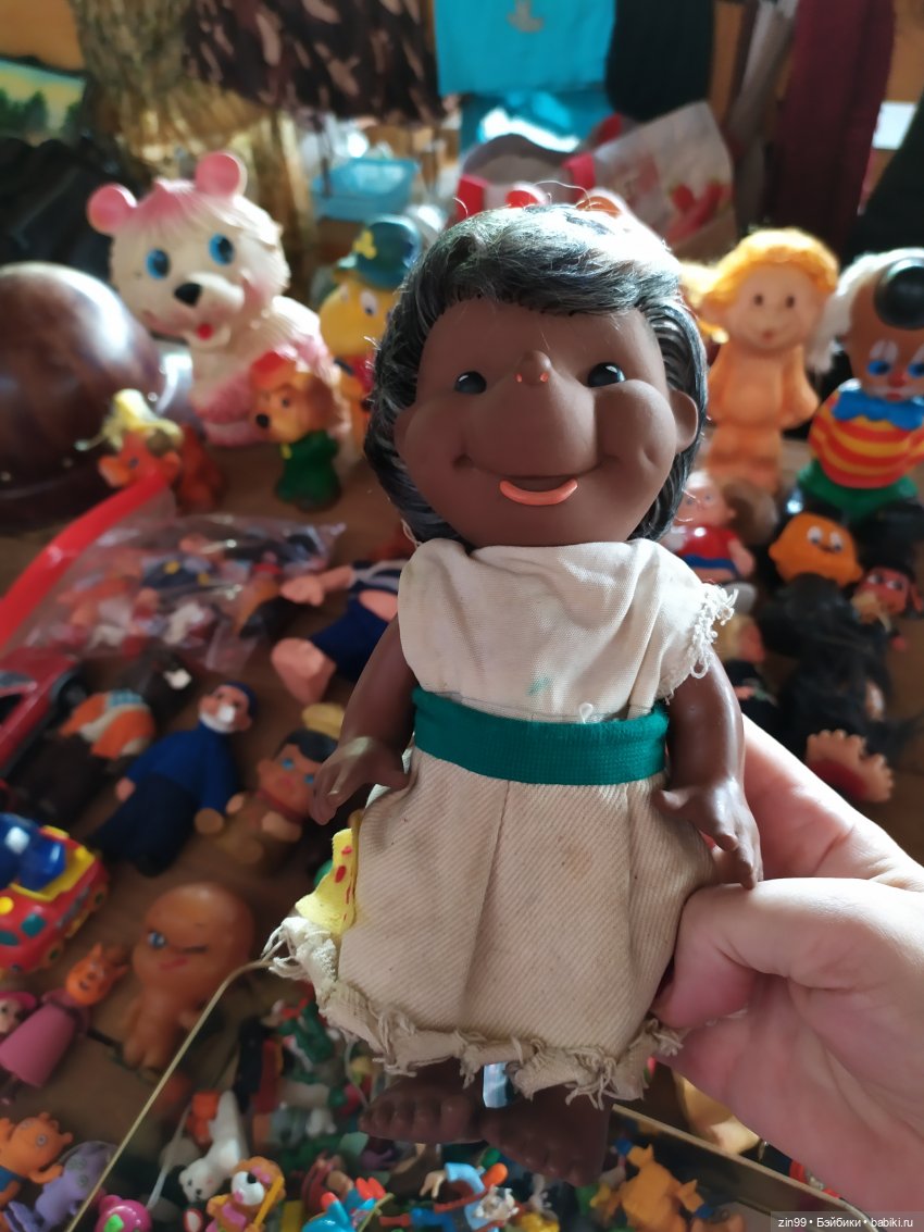 Вернисаж в Измайлово, Барахолка