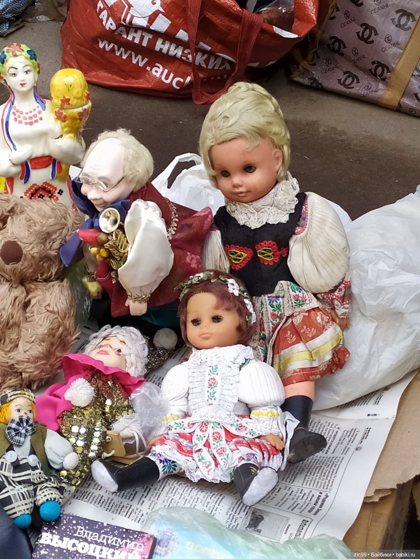 Вернисаж в Измайлово, Барахолка (фото 2)