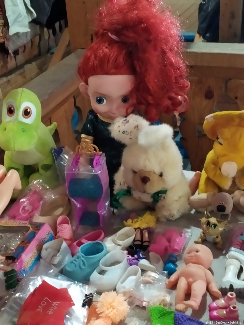 Вернисаж в Измайлово, Барахолка