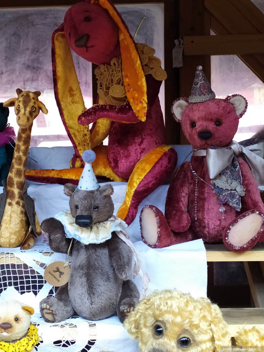 Вернисаж в Измайлово, Барахолка