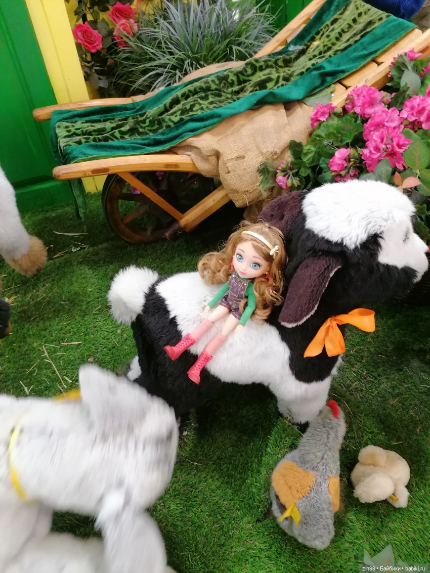 Прогулка в Большой ТЦ с Веснушкой