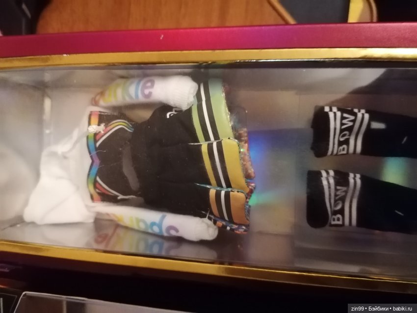 Куклы Rainbow high, Амайя (фото 3)