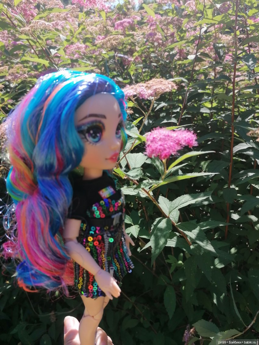 Куклы Rainbow high, Амайя