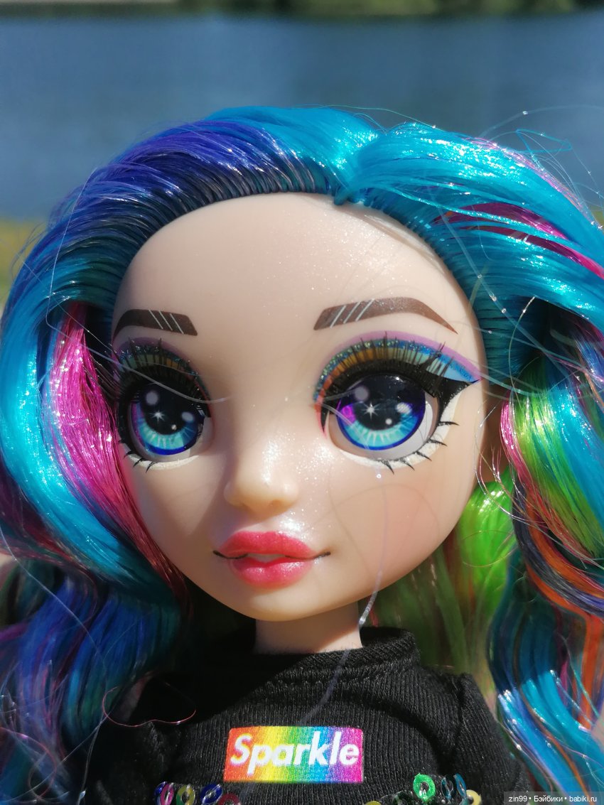 Куклы Rainbow high, Амайя