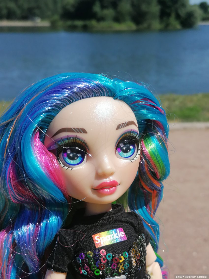 Куклы Rainbow high, Амайя