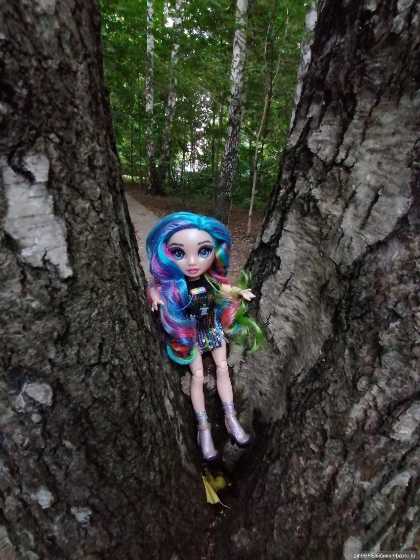 Куклы Rainbow high, RIVER Kendall