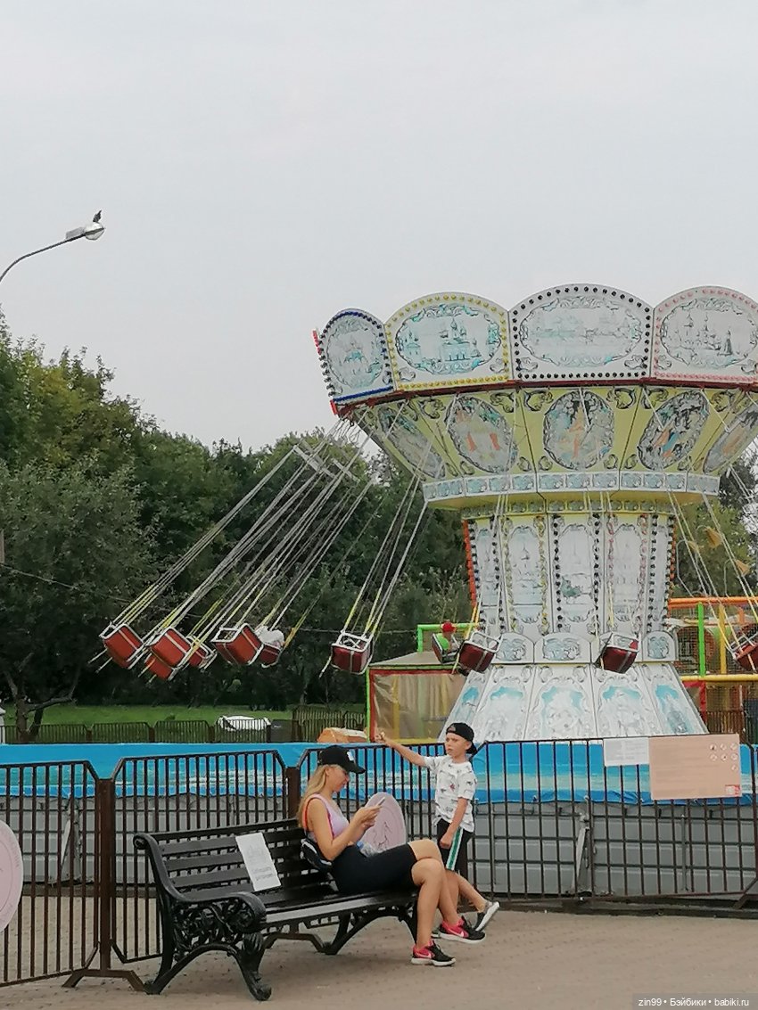 В Коломенское с Баболи за медом