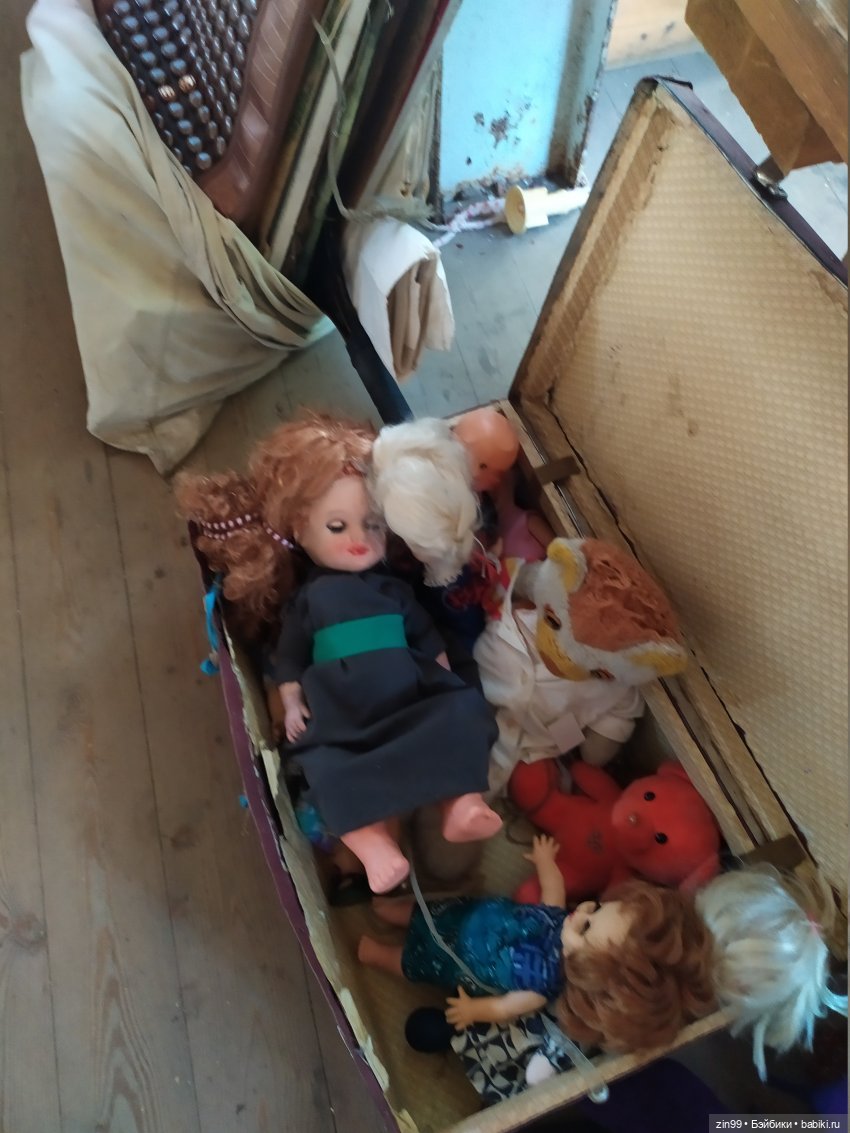 Блошиный рынок на вернисаже в Москве