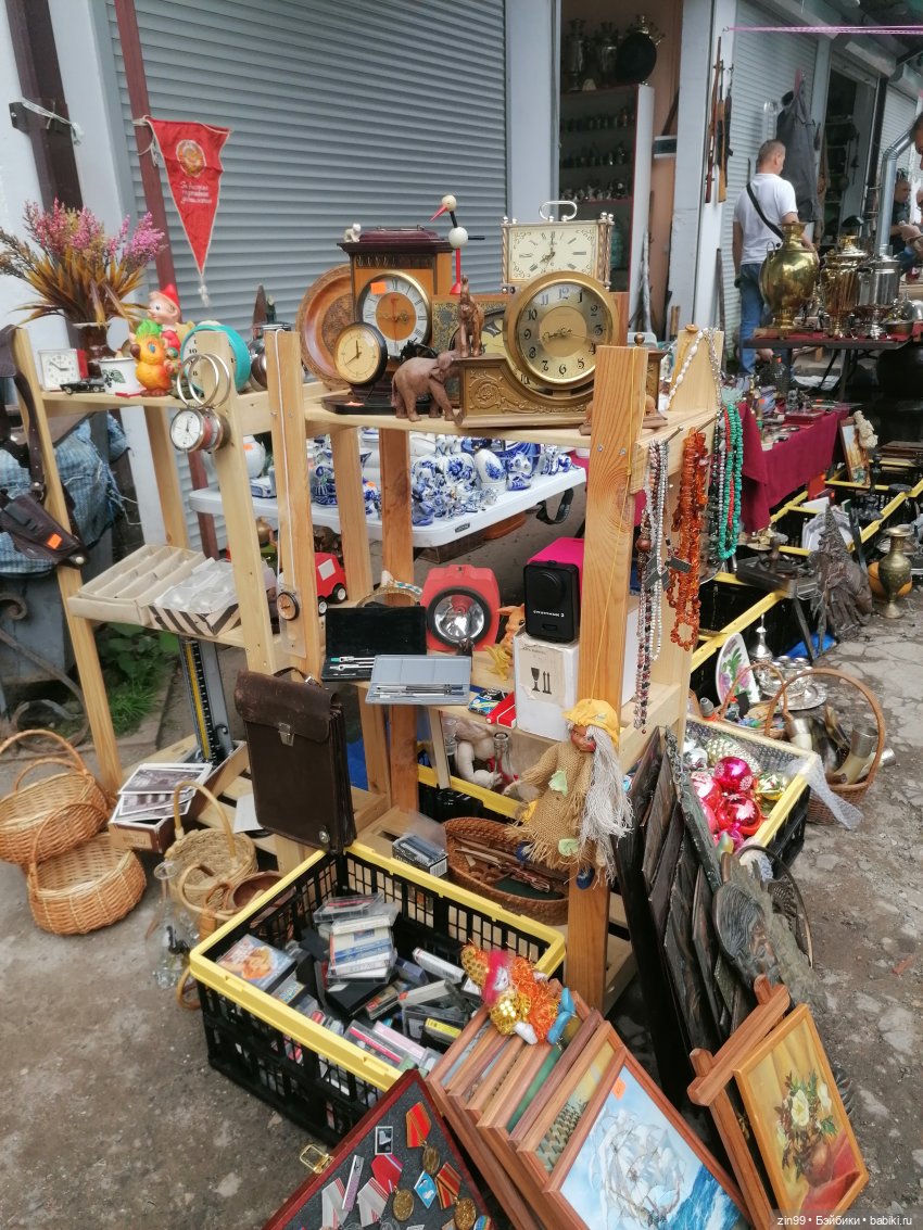 Блошиный рынок на вернисаже в Москве (фото 4)