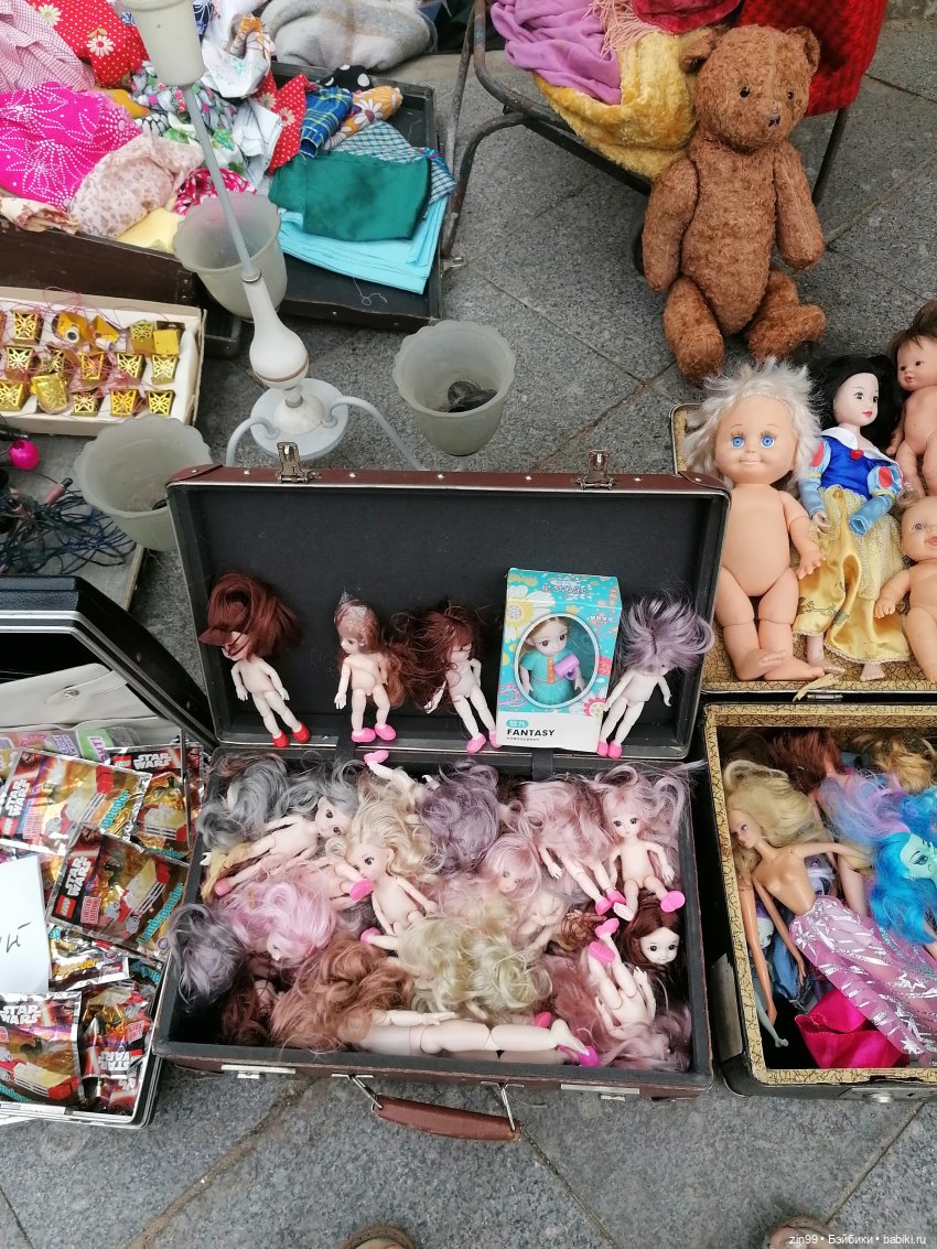 Блошиный рынок на вернисаже в Москве (фото 8)