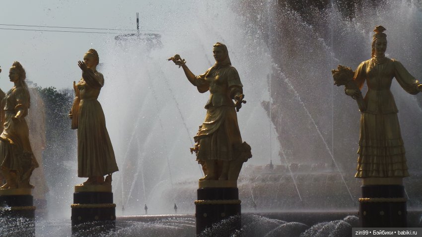 ВДНХ Август. Куклы Rainbow high - Рейнбоу Хай