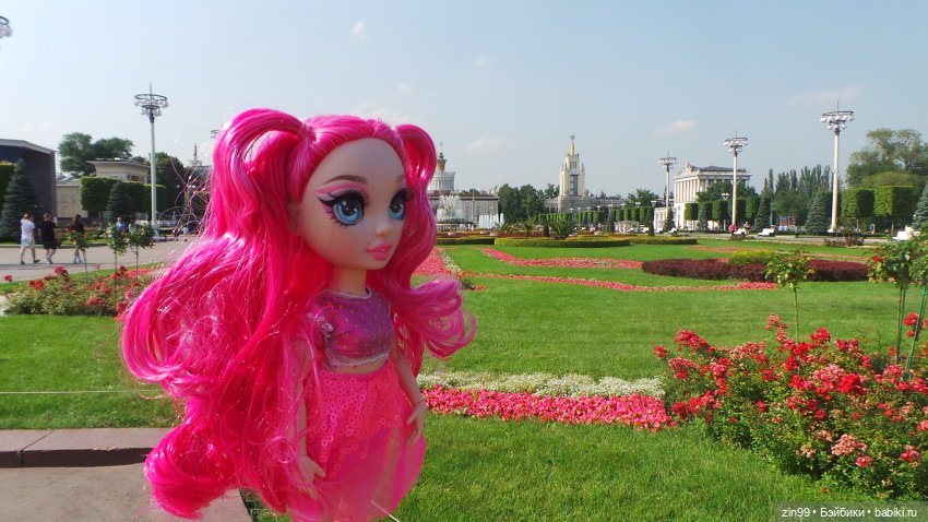 ВДНХ Август. Куклы Rainbow high - Рейнбоу Хай