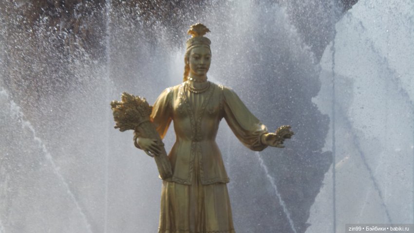 ВДНХ Август. Куклы Rainbow high - Рейнбоу Хай