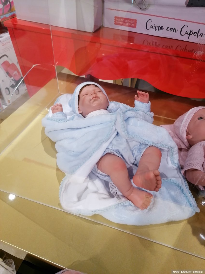 Прогулка в центральный детский магазин в сентябре