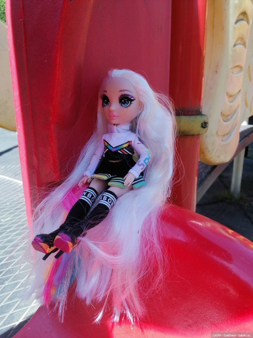 Радуга дугой? Куклы Rainbow High