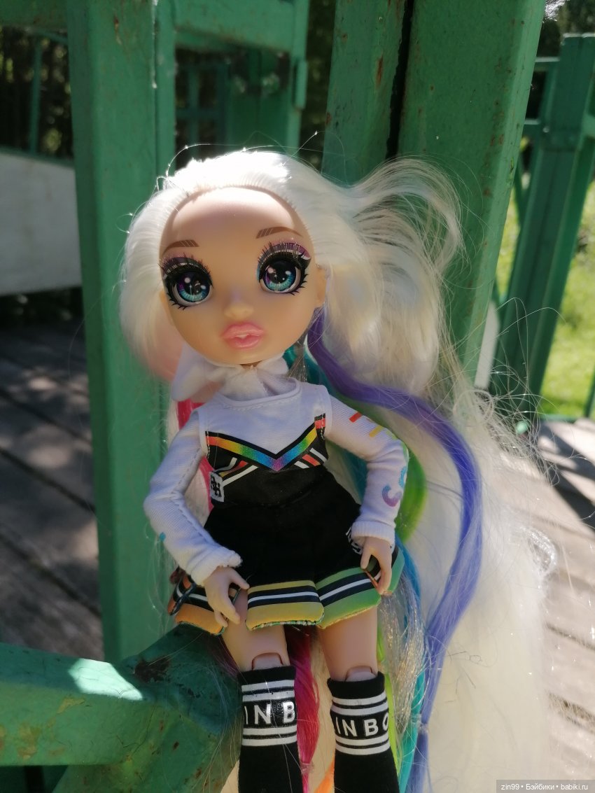 Радуга дугой? Куклы Rainbow High