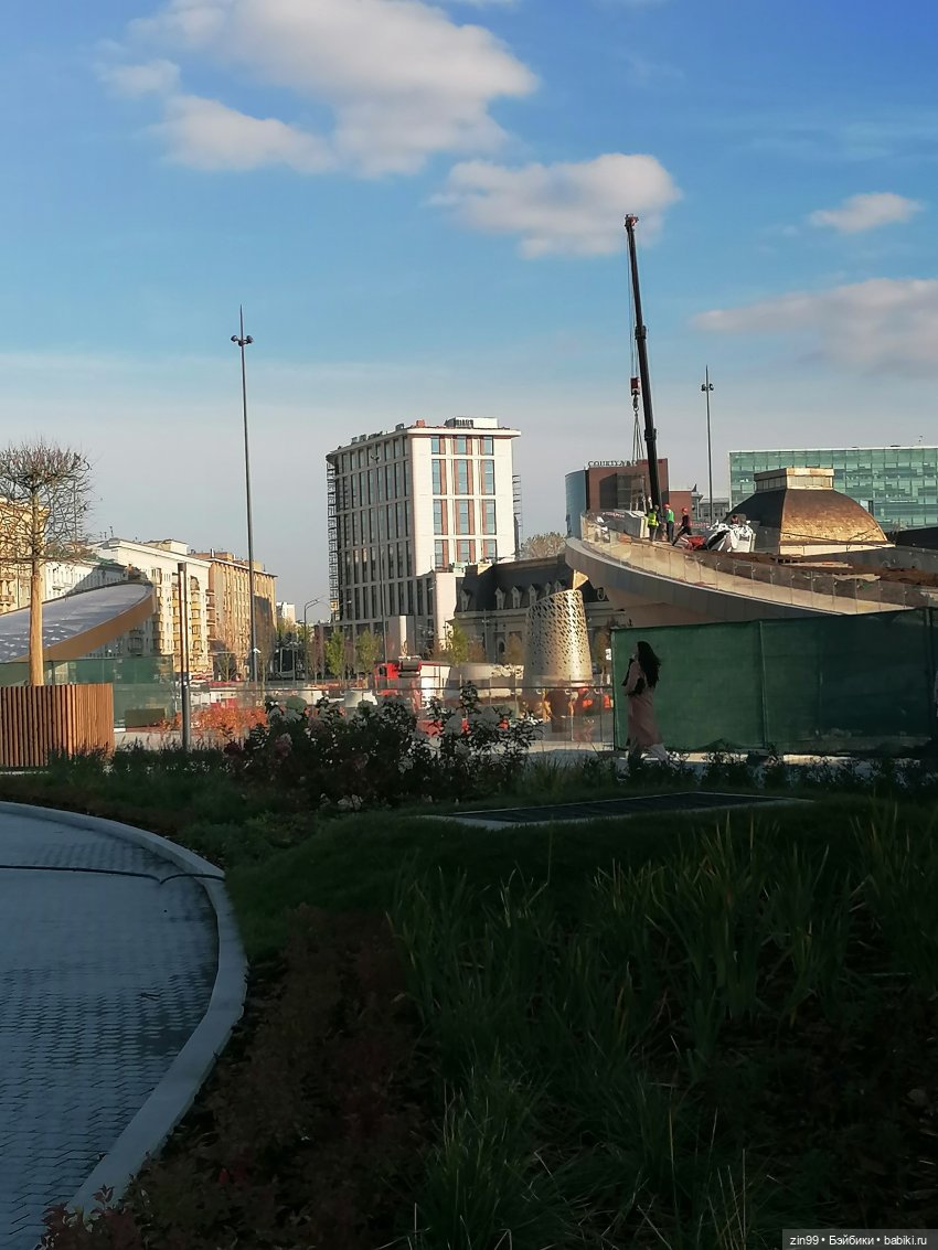 Парк на Павелецкой. А где фонтаны