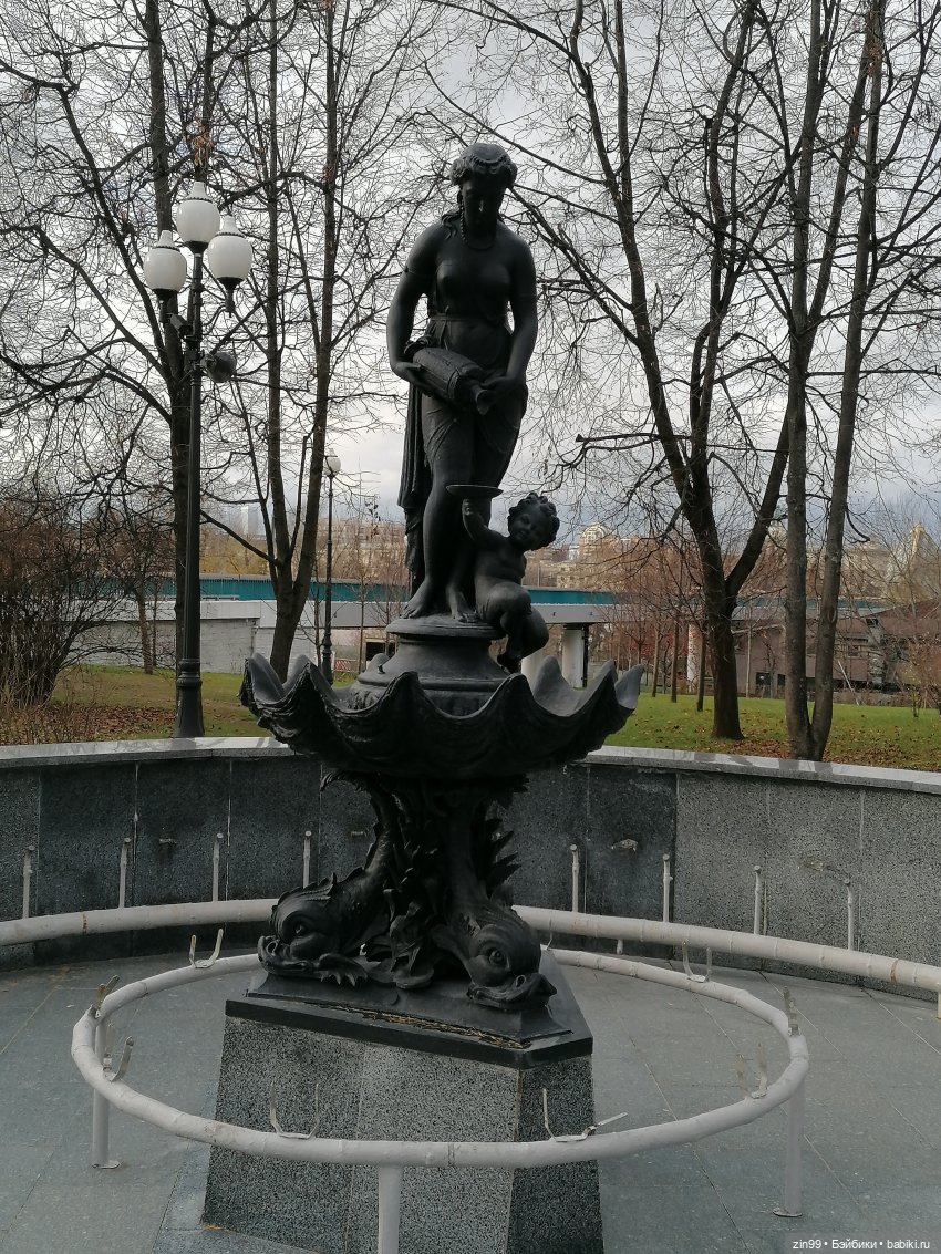 Нескучный Сад и прогулка с куклой Llorens Софией (фото 4)