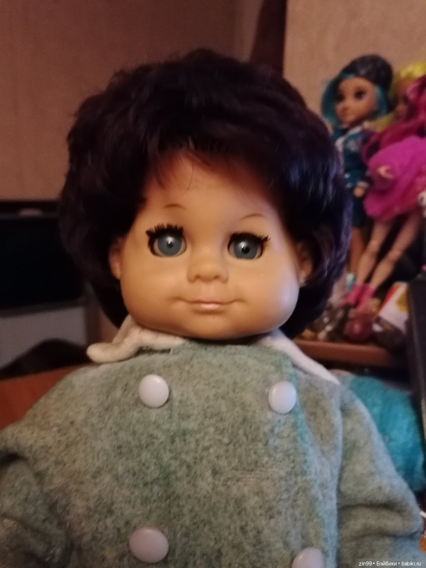 Вернисаж, барахолка и кукла ГДР