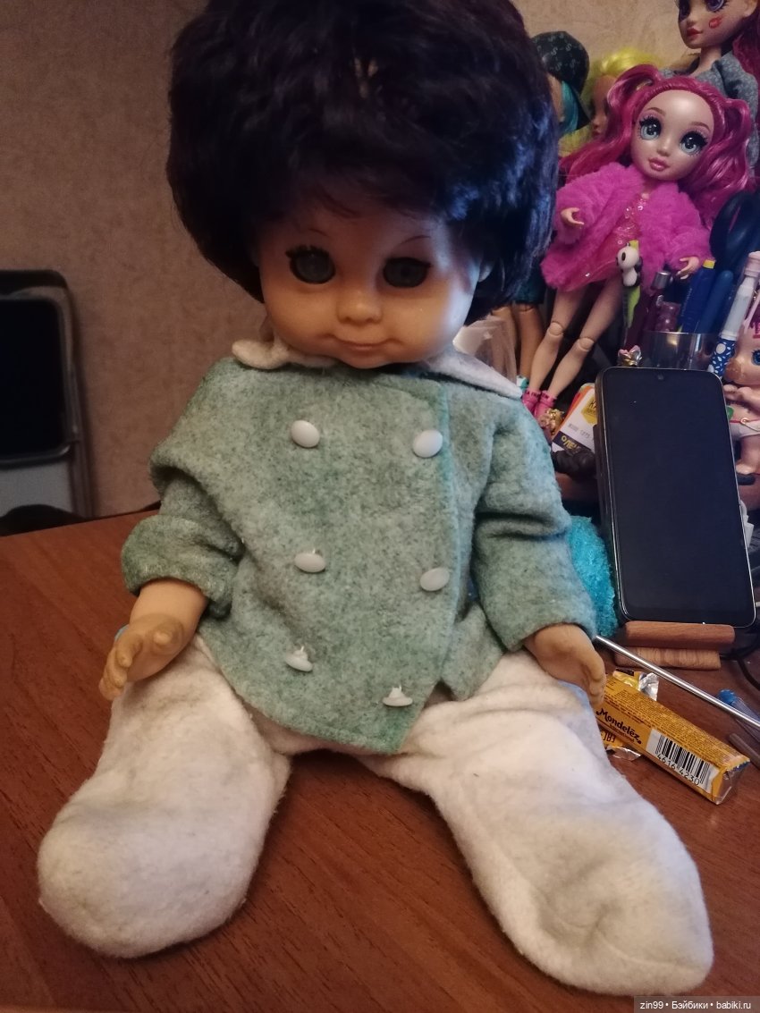 Вернисаж, барахолка и кукла ГДР