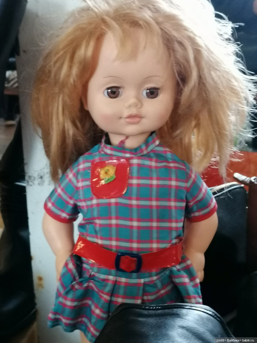 Вернисаж, барахолка и кукла ГДР