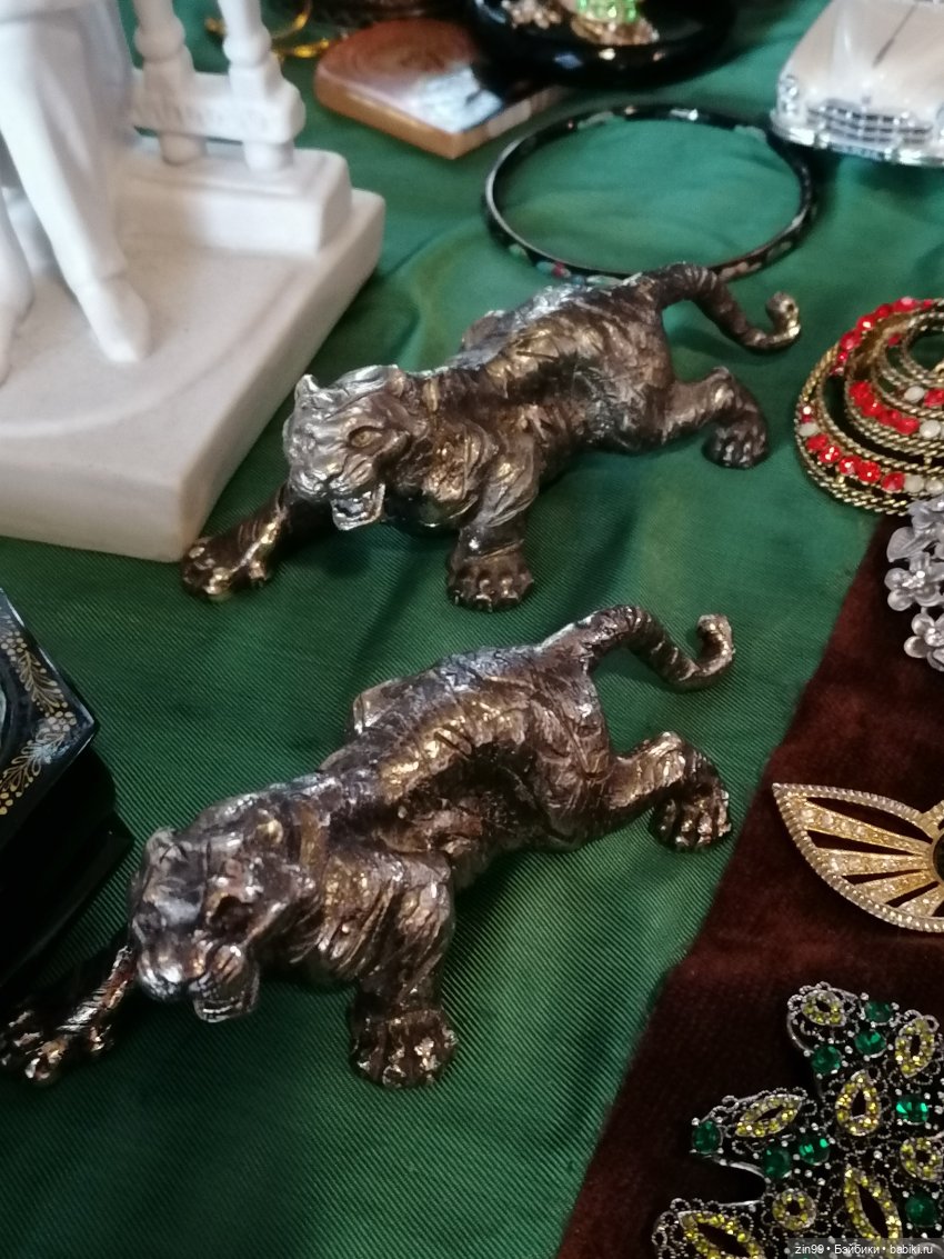 Вернисаж, барахолка и кукла ГДР